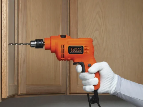 Taladro Percutor de 3/8 Pulgadas 550W Black And Decker TP555-B3