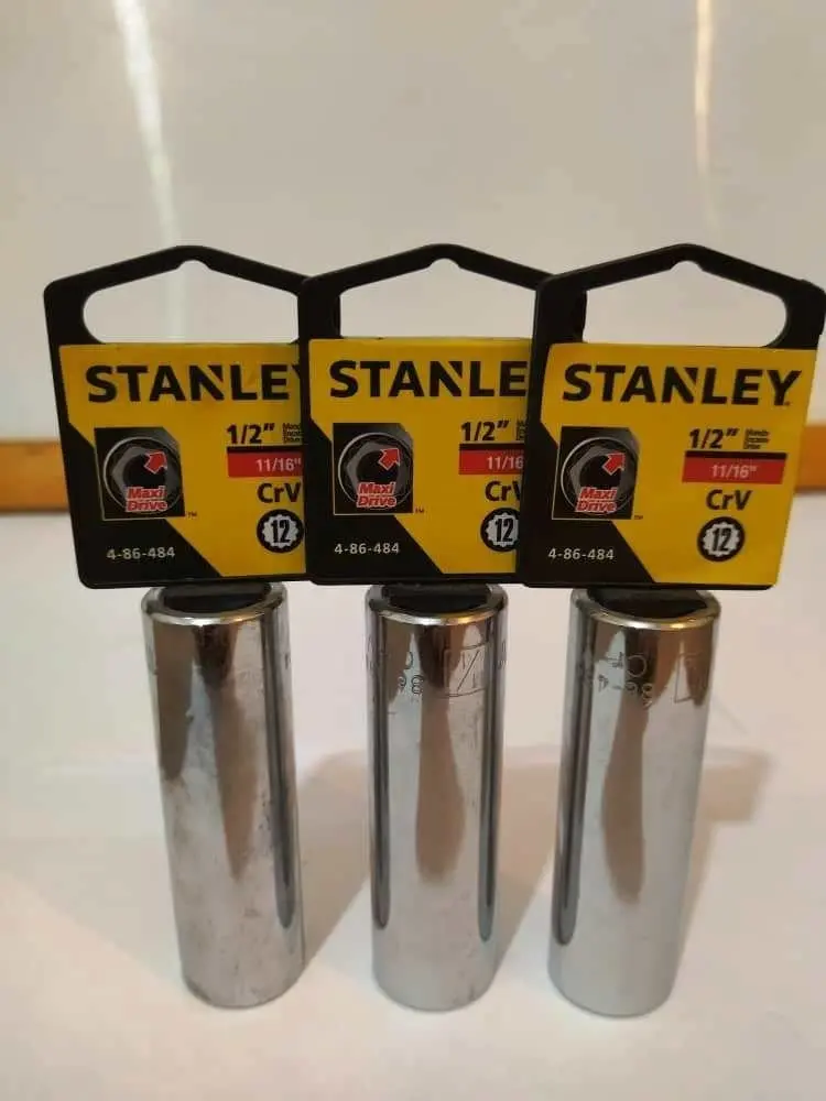 Copa Estándar 1/2″ X 11/16″ 12 Puntas Stanley 4-86-484